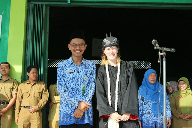 Miss Abby, Volunteer dari Amerika Serikat