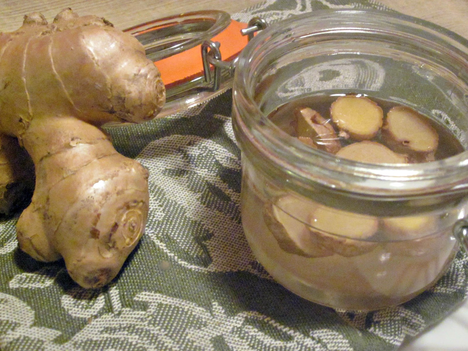 Hungry Couple Pear, Ginger and Thyme Martini