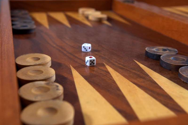 Winning Streak: Casino Games - Backgammon