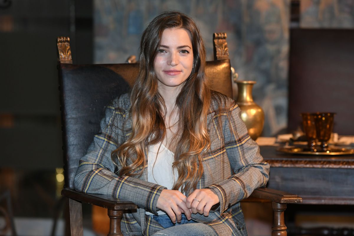 Aurora Ruffini Clicks at Medici Show Photocall in Rome 29 Nov-2019