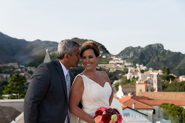 Bride and groom at Villa Eva in Ravello