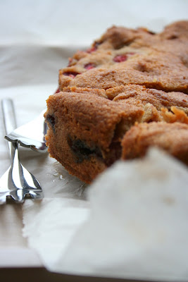 Ciasto z truskawkami i szczyptą cynamonu (Strawberry and cinnamon torte)