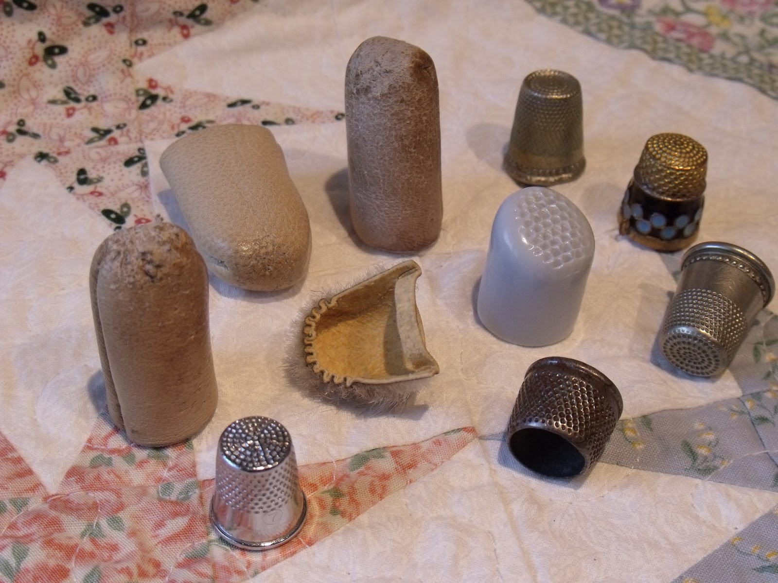 straythreads Thimbles