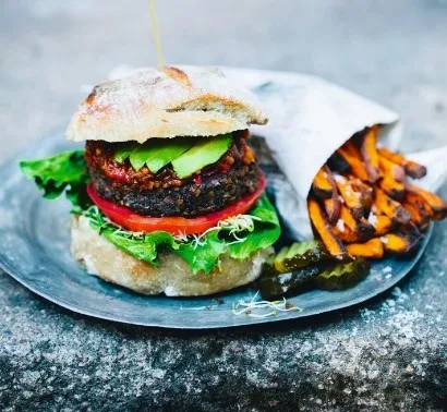 These are proper vegan burger with a rich and earthy taste. Unlike the frozen versions you find in supermarkets, these have no additives or weird ingredients. They can also be shaped into falafel-sized balls and baked in the oven.