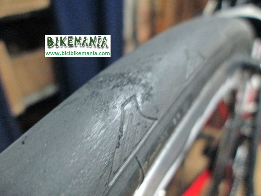 Blog bicicletas Bikemania: Reparar corte cubierta carretera