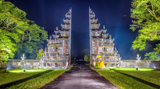 Bali Handara Iconic Gate : Most Instagramable Place in Bali