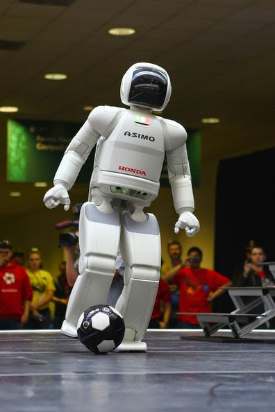RoboTronicsPro ASIMO Humanoid-Robot