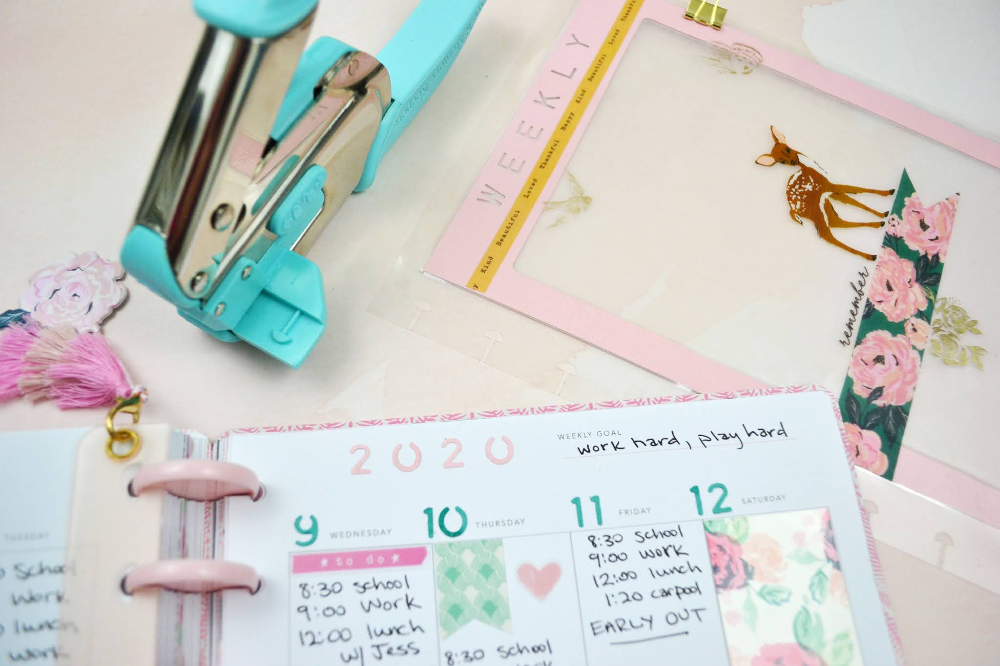 Aly Dosdall make your own acetate planner dashboard with the disc