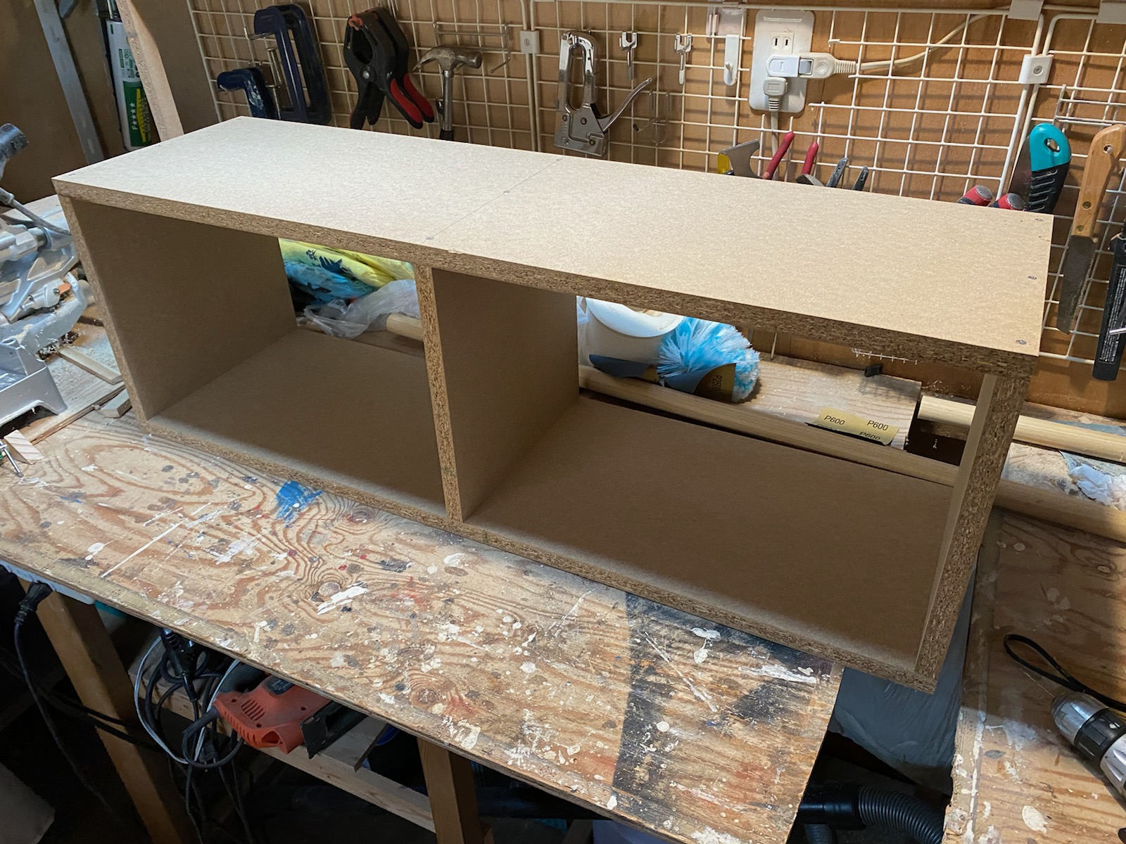 DIY 自宅改造計画 枕元に棚を作ってみた その3