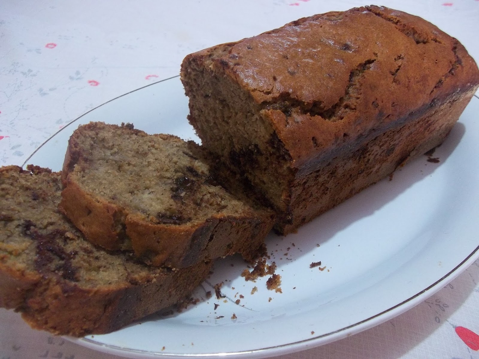 Budín de banana y mantequilla de maní con chips de chocolate