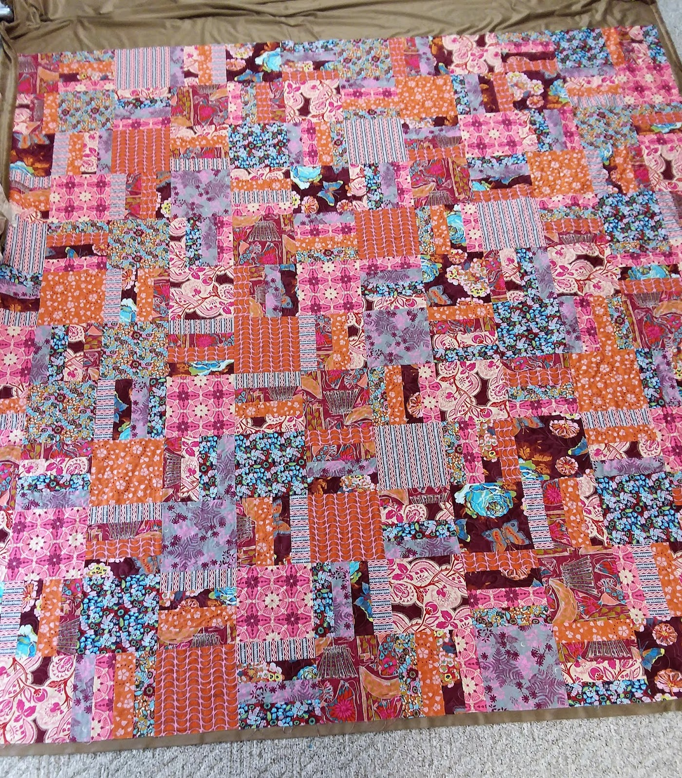 Down To Sew Lexi's Large Scale Print Quilt
