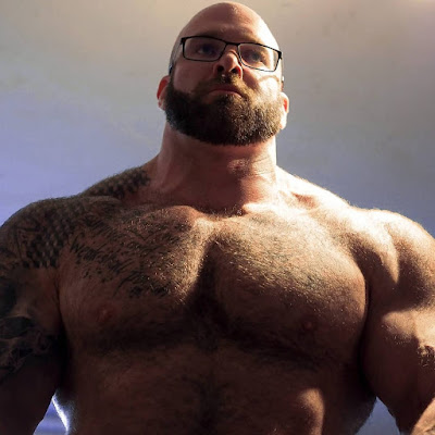 Muscle Lover: Giant strong man from Austria - Gerald Gschiel