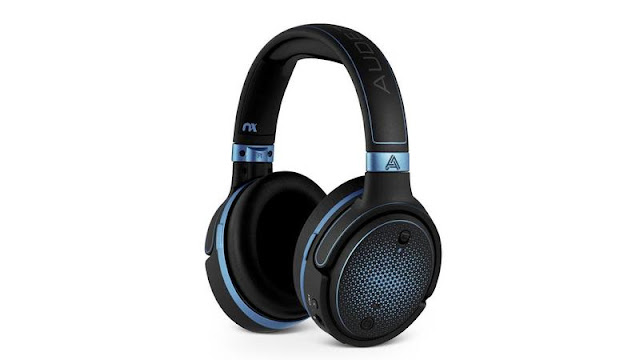 10. Audeze Mobius