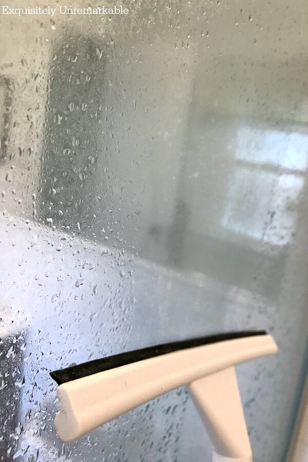 Using A Squeegee On Glass Shower Doors Using A Squeegee On Shower Doors