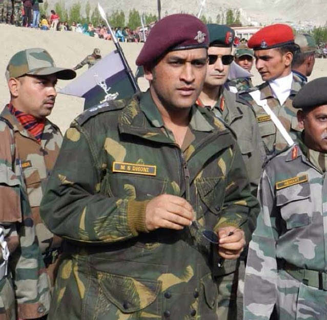 MS Dhoni ( Indian Cricketer) wiki,Bio,Age,Family,Career,Wife,Retirement