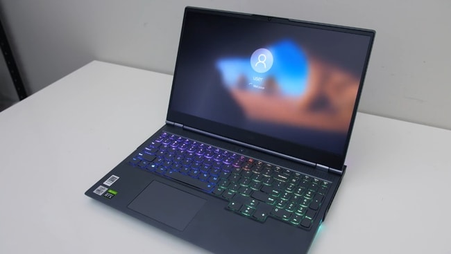 RGB lighting effect shows at the time of boot even the effects are already turned off using the Corsair iCUE software in Lenovo Legion 7i.