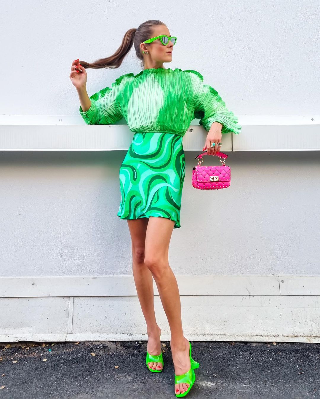 How to Wear Lime Green and Sage Green MÉLÒDÝ JACÒB