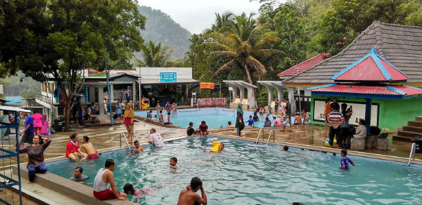 Pemandian Air Gangat Tirto Husodo Kota Pacitan | BHINNEKA Media