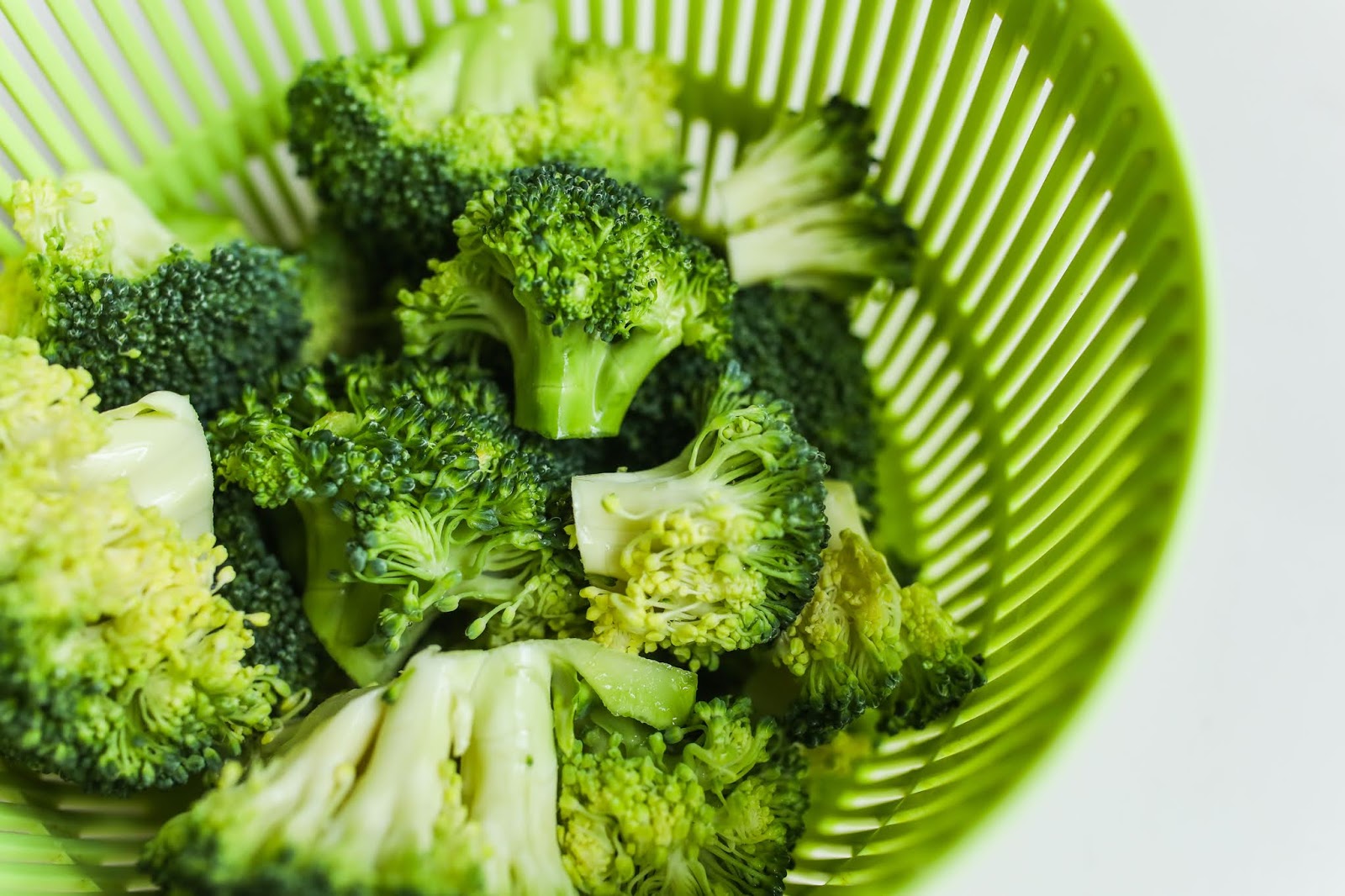 Health benefits of eating broccoli Health Benefits of Eating