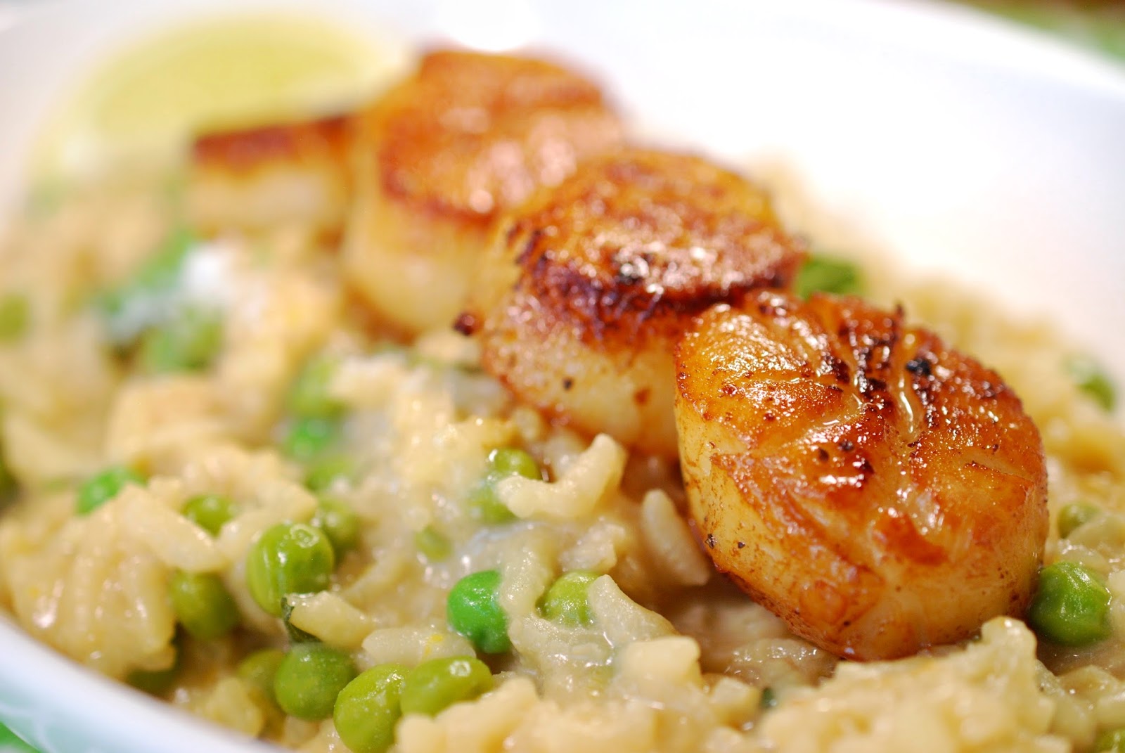 Cooking to the Wine Scallops and Mint Pea Risotto with Macari