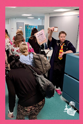 vanha mies syö mustaa pillua