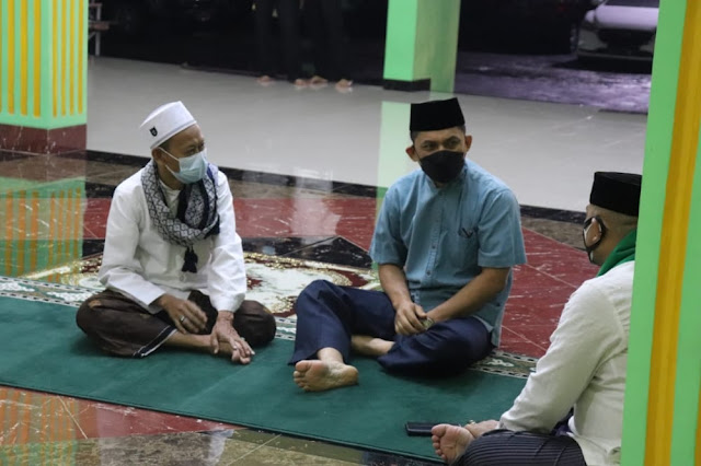 Wakapolda Banten Silaturahmi Kepada Tokoh  Ulama dalam Rukun Ulama dan Umaroh