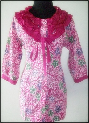 Kumpulan contoh model baju batik perempuan Kumpulan contoh model baju batik perempuan