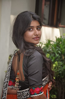 Pongadee-Neengalum-Unga-Kadhalum-Actress-Stills