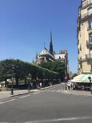 promenade à Paris