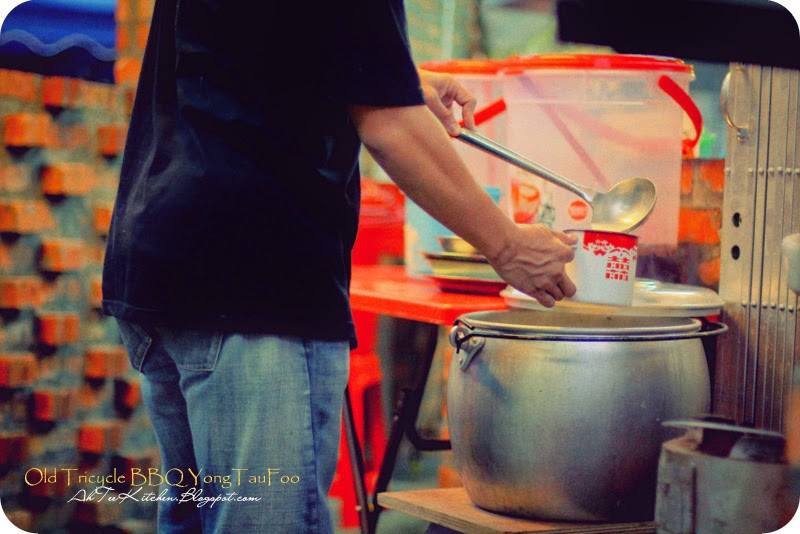 AhTeeKitchen Old Tricycle BBQ Yong Tau Foo, Taman Desa 本土式的烧烤酿豆腐