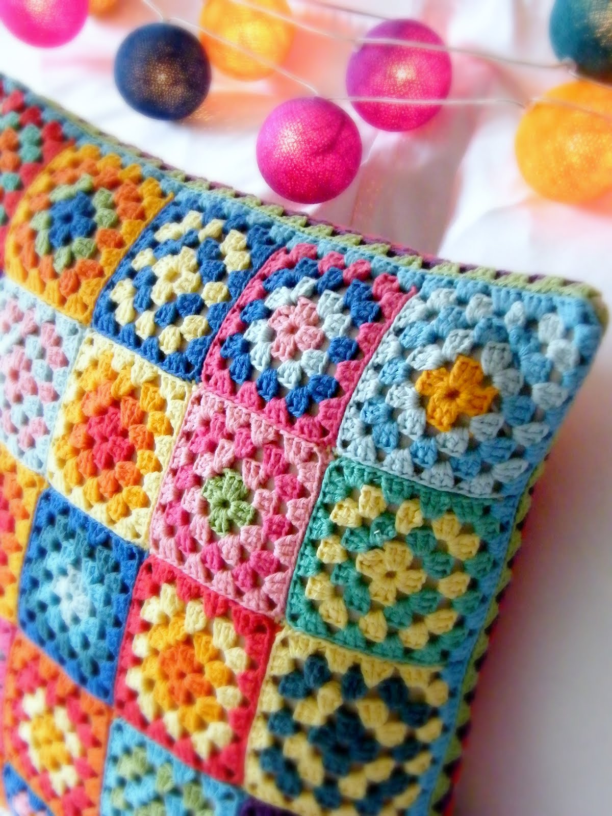 Annie's Place Solid 'Willow' Crochet Block HowTo