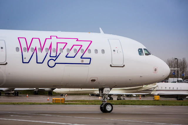 Wizz Air Airbus A321 on the tarmac