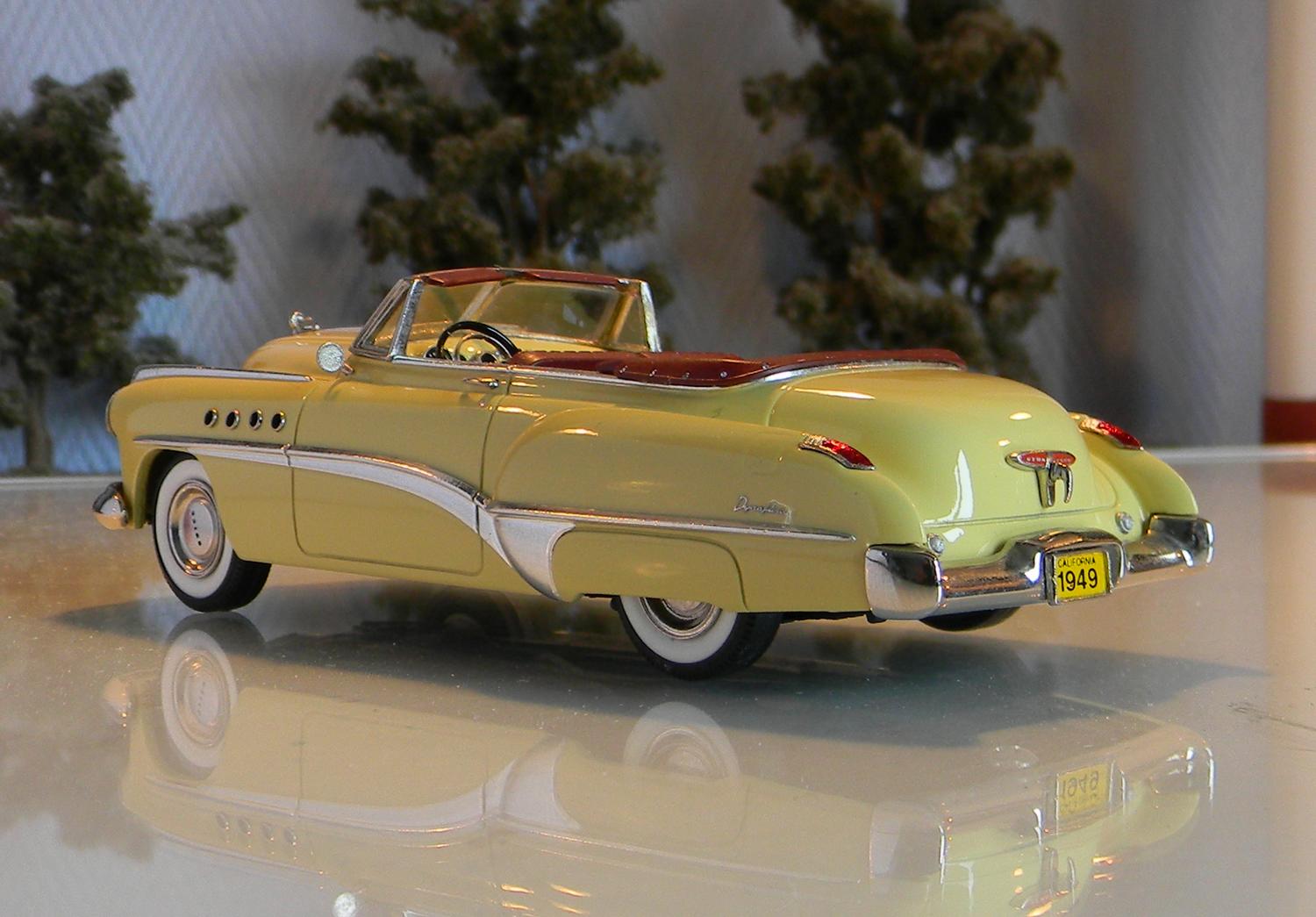 Voitures américaines 1/43 Motor City USA MC 27 Buick Roadmaster conv
