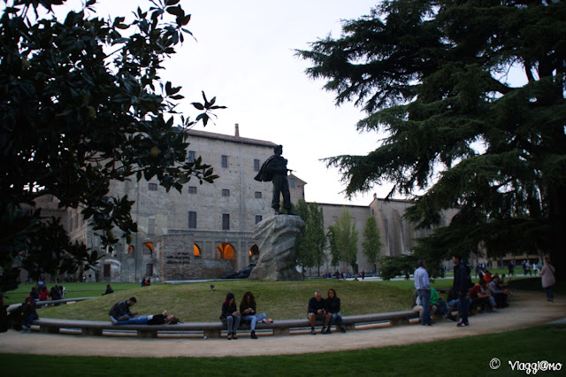 La Piazza della Pace a Parma, anche chiamata Piazza della Pilotta
