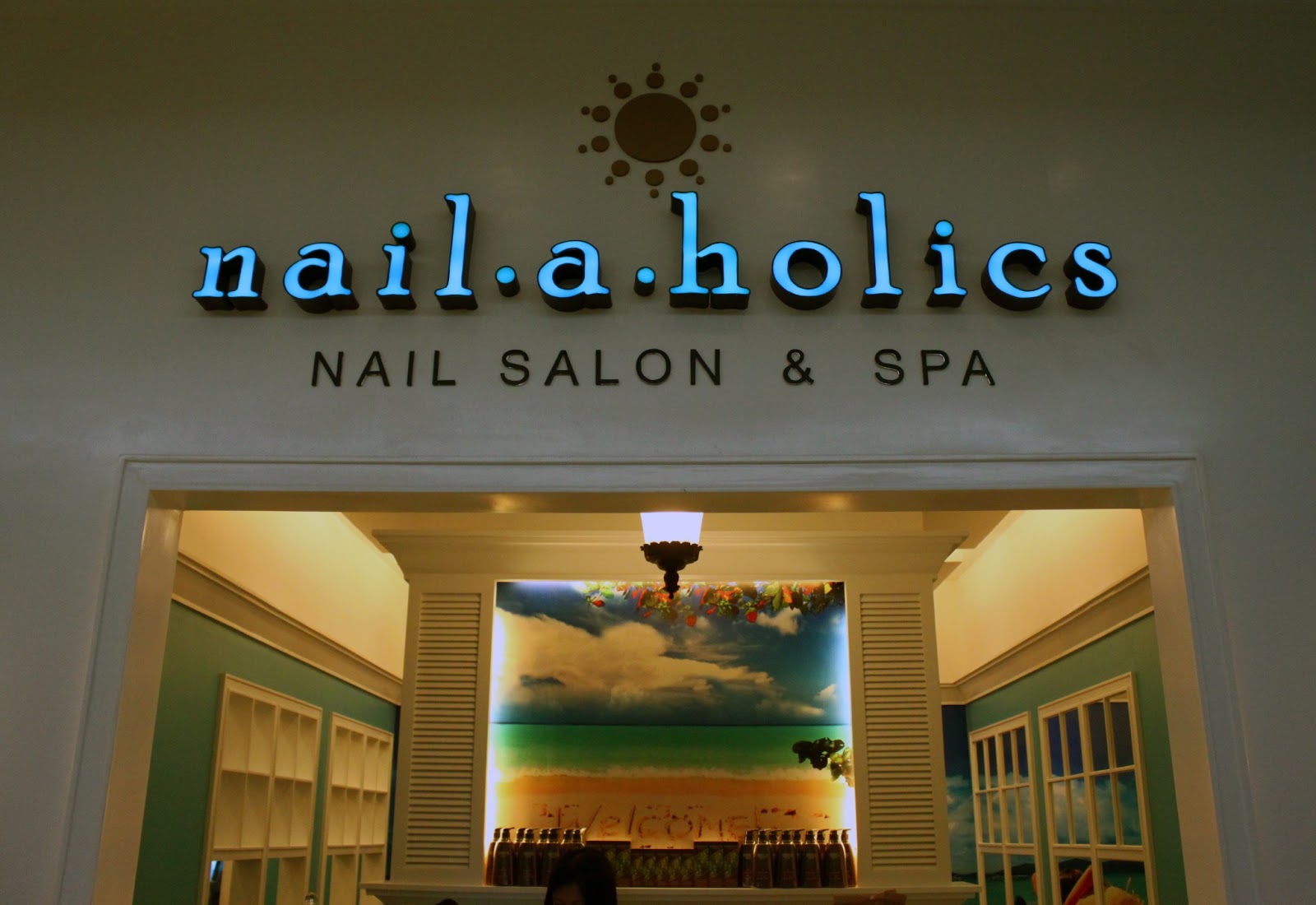 Press Release Nailaholics Nail Salon and Spa now open in Gateway