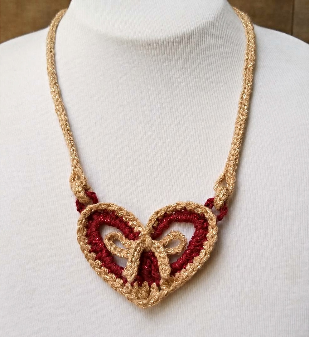 Beaded Necklace - Free Crochet Pattern • Craft Passion