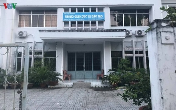 Ai “chống lưng” cho Trưởng phòng GD-ĐT huyện Vĩnh Thuận?