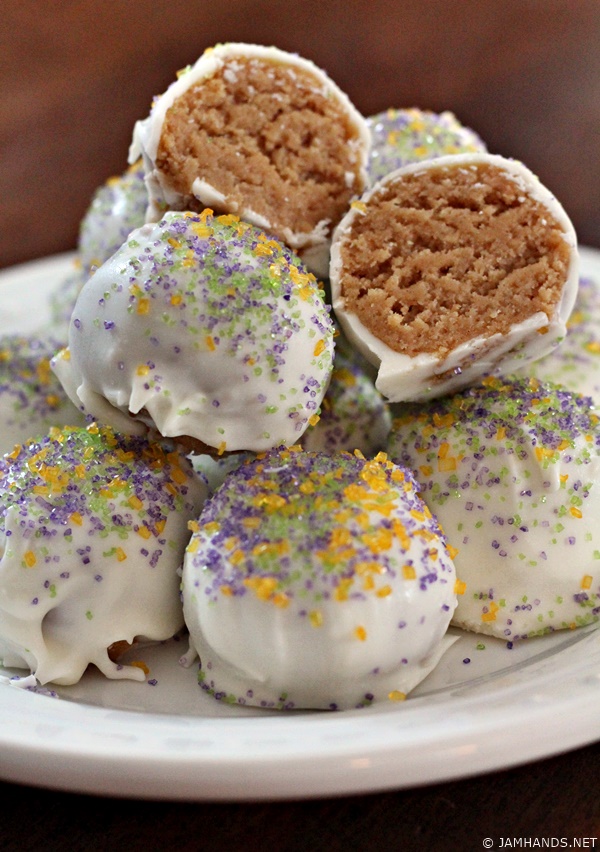 Mardi Gras King Cake Oreo Truffles (No Bake)