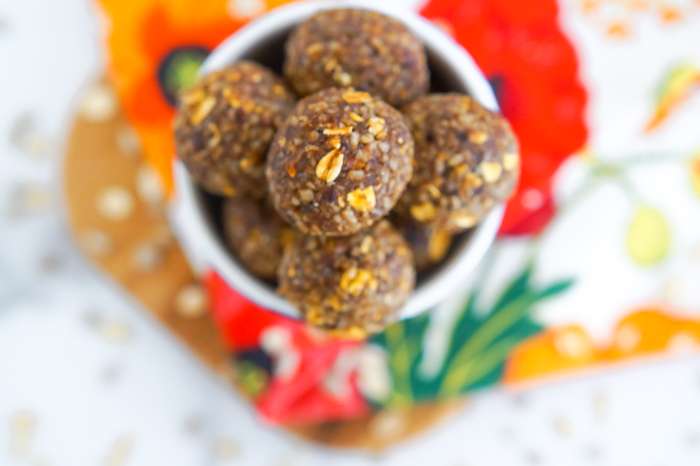 spiced pumpkin energy balls : nut-free, dairy-free, gluten-free