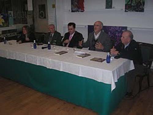 En la presentación del libro "La ciudad vertical", con Grisel Parera, Miguel Romero y Raúl Torres.