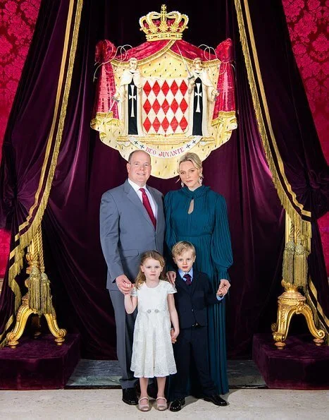 Prince Albert, Princess Charlene with Crown Prince Jacques and Princess Gabriella. Pleated Long Sleeve Gown tea
