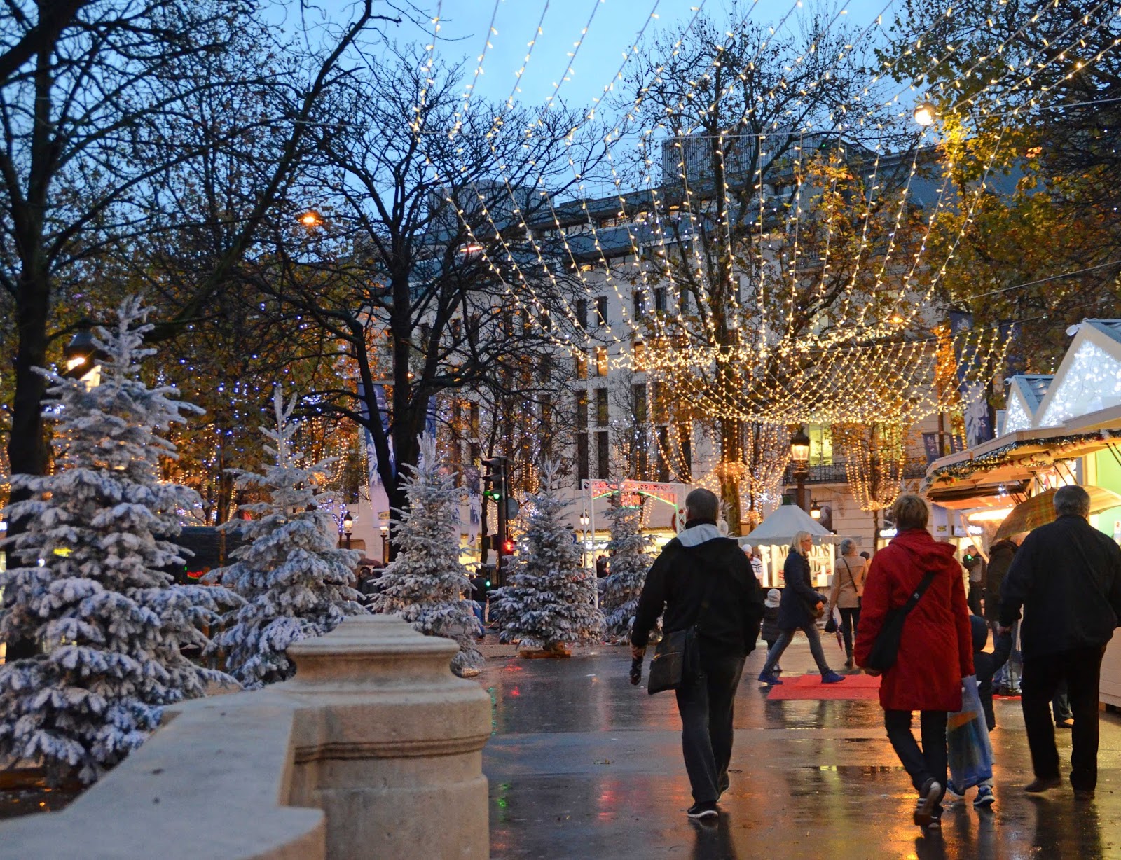 Paris and Beyond: Les Villages de Noël
