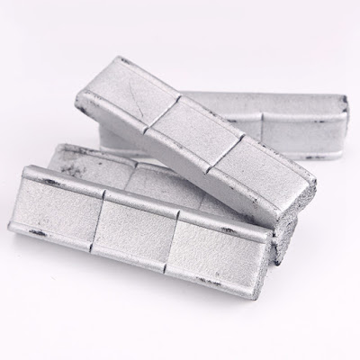 silver tabs uhlíky