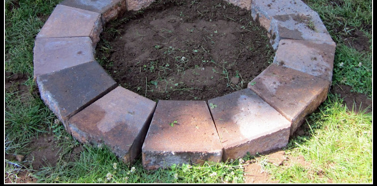 Building A Fire Pit With Rocks / Help with fire pit | Construction and DIY projects ... - Building a fire pit with rocks.