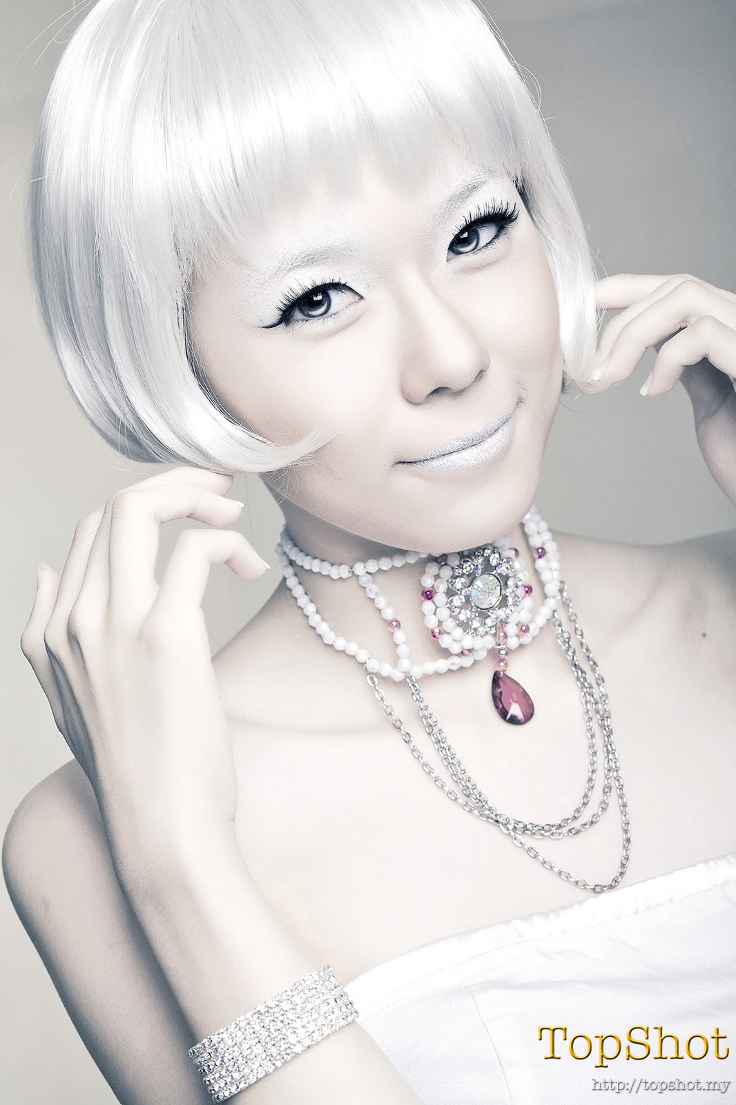 TopShot.my Blog: WHITE Themed Studio Portrait