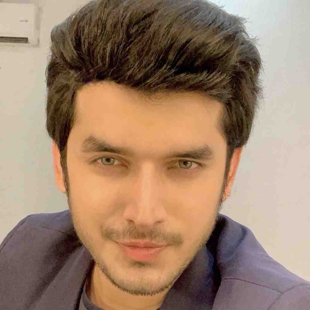 Paras Kalnawat Wiki, Biography, Age, Girlfriend, Facts, Image and More