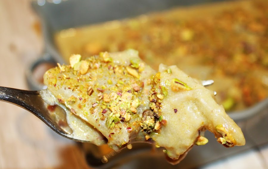 CARDO CON SALSA DE PISTACHOS