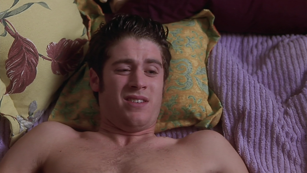 ausCAPS: Jon Abrahams shirtless in Scary Movie