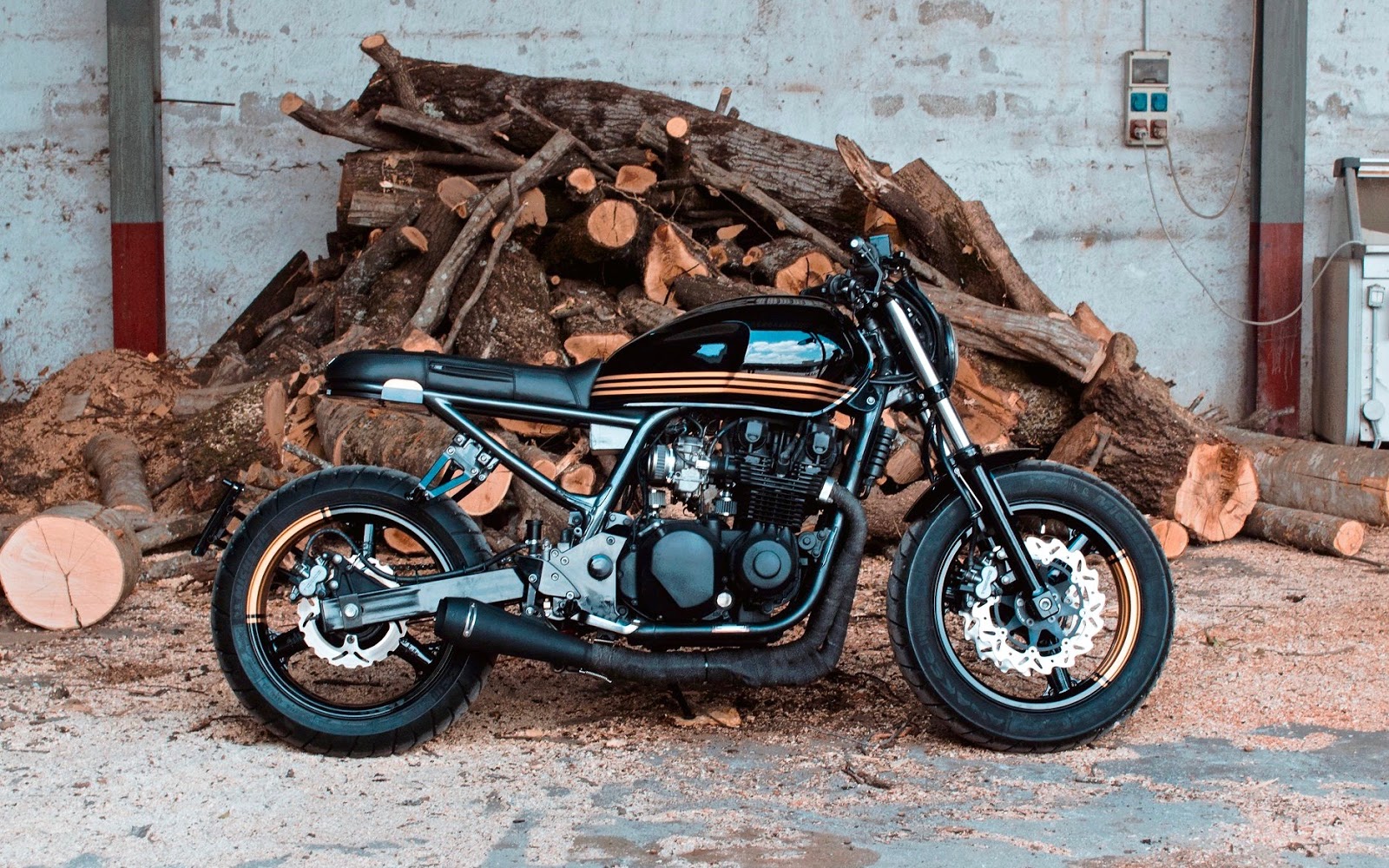 BMW r75 Cafe Racer