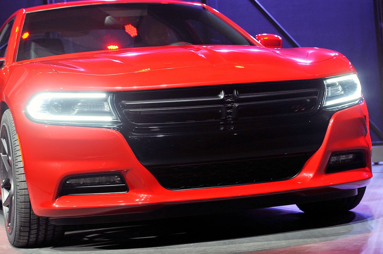 Dodge Charger 2015 фары задние